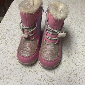 Little girl snow boots